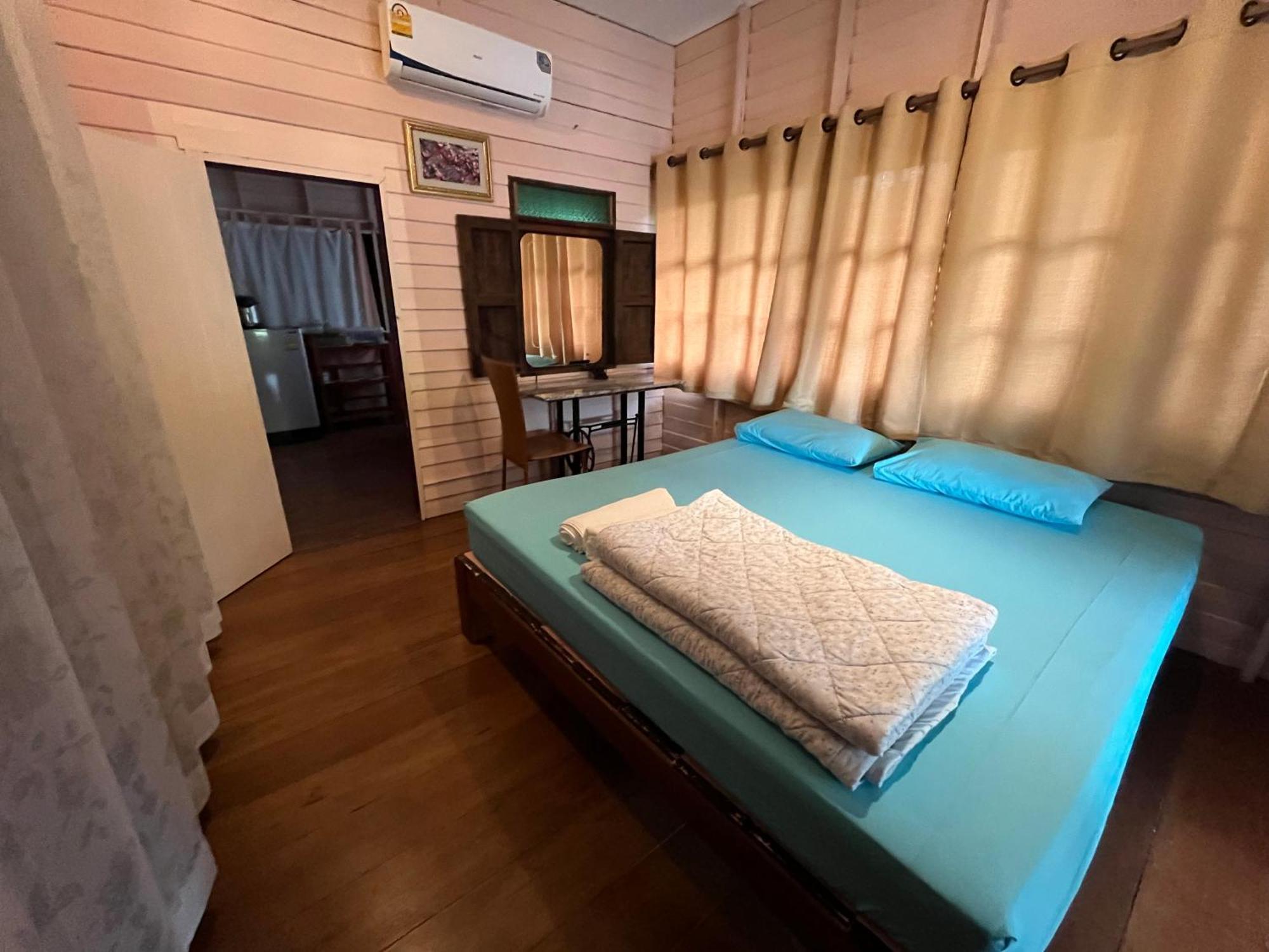ครูหนูบ้านพัก แหลมงอบ Krunou Baanpak Trat Exterior foto