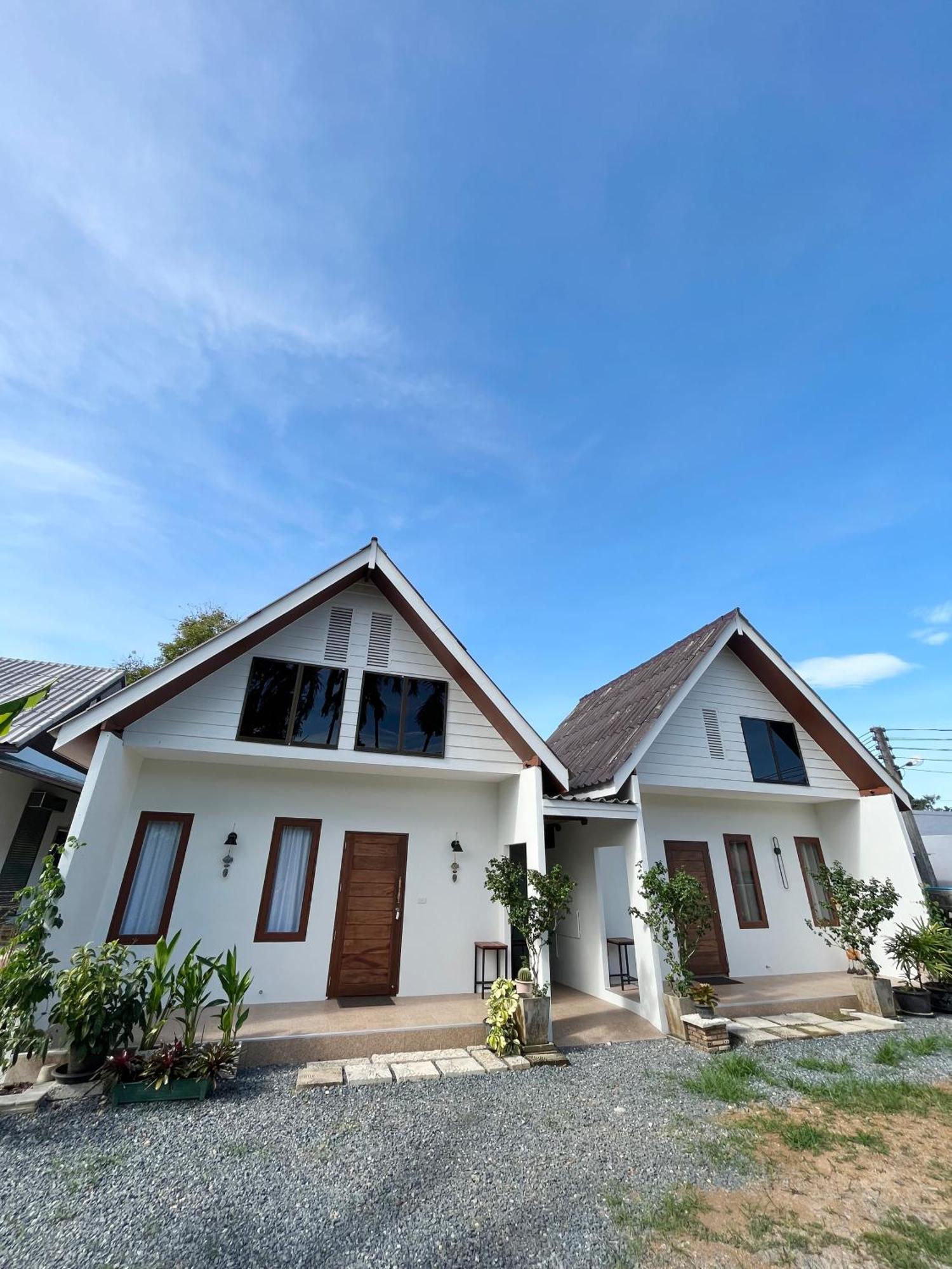 ครูหนูบ้านพัก แหลมงอบ Krunou Baanpak Trat Exterior foto